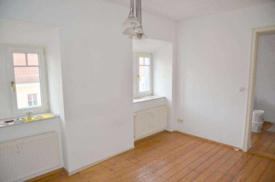 Wunderschöne 2-Raum-DG-Wohnung in Gera im Stadtzentrum