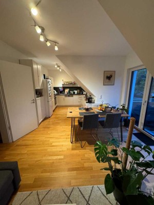 ***attraktive 2-ZKB Wohnung - Balkon & Stellplatz***