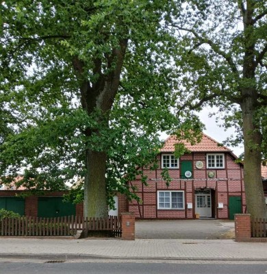 Fachwerkidylle auf großem Grundstück – Wohnen mit Charakter und Geschichte