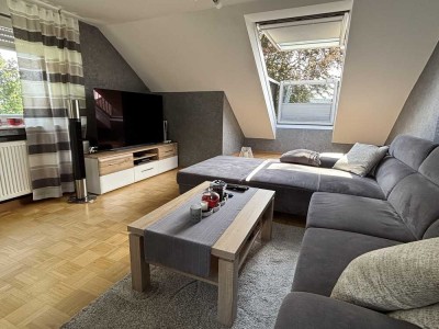 Lichtdurchflutete Dachgeschoss-Wohnung mit Carport in Haltern-Lippramsdorf