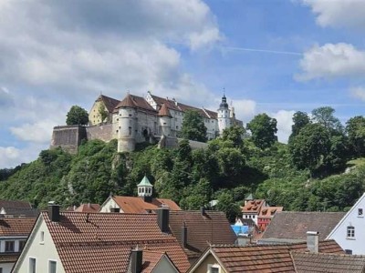 Sensationeller Schlossblick - 3-Zi.-Whg. in der Stadtmitte mit großer Terrasse und Stellplatz