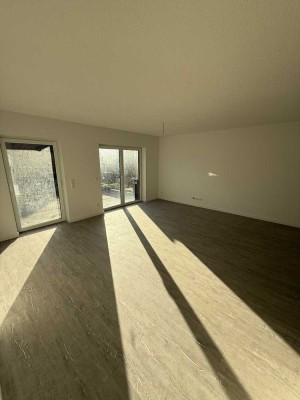 2-Zimmer-EG-Wohnung, großer Terrasse, Aufzug, Tiefgarage, uvm.