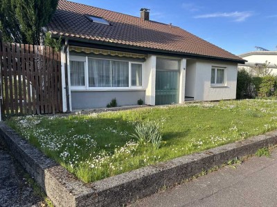 Freistehendes Einfamilienhaus auf großem Grundstück - bezugsfrei