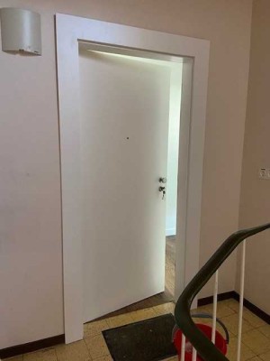 Freundliche 3-Zimmer-Wohnung mit gehobener Innenausstattung mit Balkon und Einbauküche in Homburg