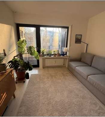 Seltenheit mitten in Rüttenscheid: Kompakt, lichtdurchflutet, mit sonnigem Balkon und Stellplatz