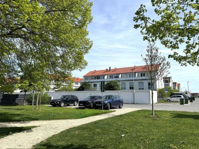 HEGERICH: Seaside - Reihenendhaus mit Seeblick und uneinsehbarem Garten