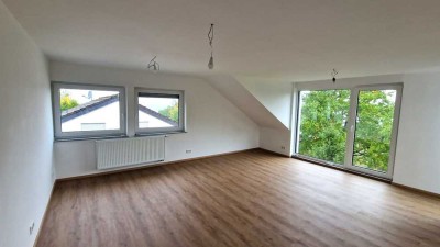 Attraktive 4-Zi Dachgeschosswohnung mit Balkon in Schwäbisch Gmünd – Erstbezug nach Sanierung 2025