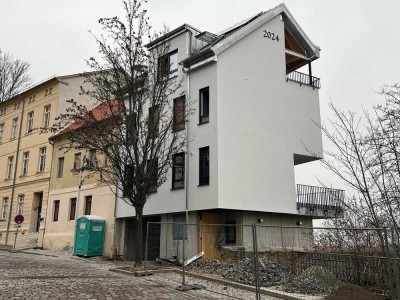 Erstbezug! Exklusives Stadthaus zur Alleinnutzung mit spektakulärem Schlossblick zu vermieten