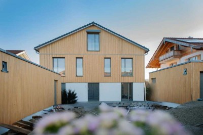 GROßZÜGIG & HOCHWERTIG GRÜNES WOHNEN IN FAMILIENFREUNDLICHER LAGE