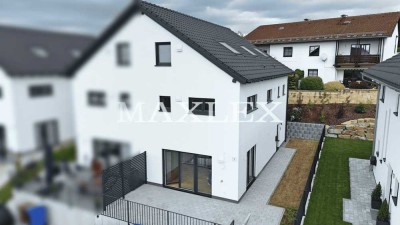 Neubau Erstbezug - Doppelhaushälfte mit Stil