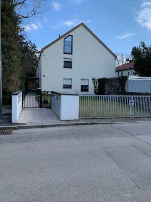 Attraktives Grundstück mit 6-Familienhaus in Unterschleißheim/Lohhof – vielversprechendes Potenzial