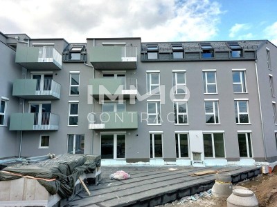 ERSTBEZUG Neubau Dachgeschoßwohnung mit Loggia und Balkon