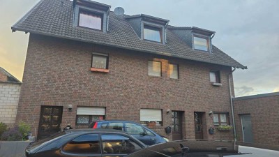 Charmantes Reihenhaus in ruhiger Lage – 90 m², 5 Zimmer, Stellplatz