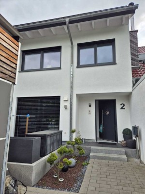 Modernes Reihenhaus aus 2021 mit Whirlpool, PV-Anlage & exklusivem Interieur!