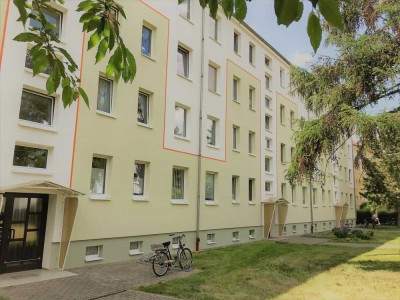 Schicke 3Raumwohnung mit Einbauküche, bequem in der 2.Etage.