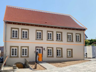 Das Beste aus zwei Welten – Historie trifft Moderne!
2,5-Zimmer-Wohnung: Erstbezug nach Sanierung