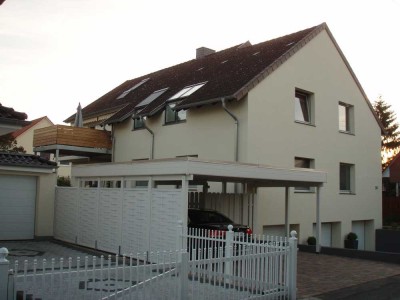 Exklusive sehr ruhige Maisonette 85,22 m², mit Doppelcarport, ausbaufähigem DG