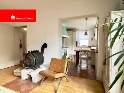 Einfamilienhaus mit Einliegerwohnung in ansprechender Lage von Neu-Anspach