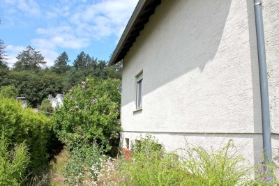 Sanierungsbedürftiges Wohnhaus in ruhiger Lage von Trautheim