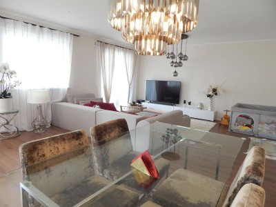 Exklusive 2-Zimmer-Gartenwohnung mit Terrasse &amp; hochwertiger Küche in ruhiger Lage in Eggelsberg