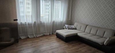 Helle 3-Zimmer Wohnung mit Balkon im 1. OG in Düsseldorf Stadtmitte