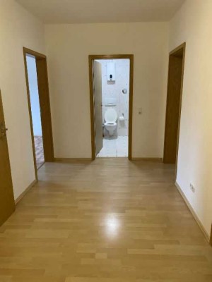 Große 3 Zimmer Wohnung in Stadtmitte!