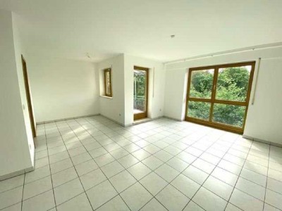 Geschmackvolle 3-Zimmer-Wohnung mit Einbauküche in Fürth