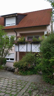 Doppelhaushälfte-4 Zimmer-Wohnung mit Balkon in Hessental-Schwäbisch Hall