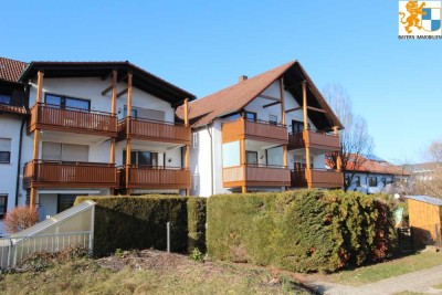 RENOVIERTE 3  Zimmer Wohnung mit großem Balkon und TG-Stellplatz in begehrter Lage von Neumarkt