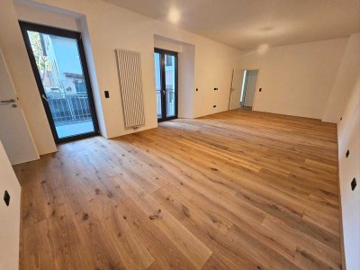 Große 3-Zimmer-Whg. mit Balkon zu verkaufen in kernsaniertem Gebäude in Durlach