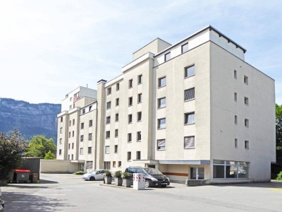 Großzügige, generalsanierte 2,5-Zimmerwohnung in guter Lage