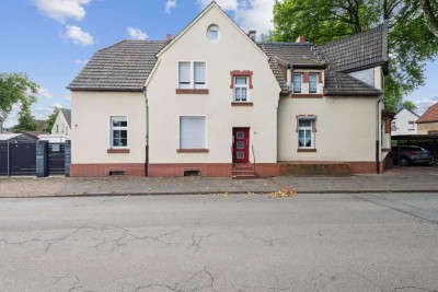 Charmantes Reihenmittelhaus mit Geschichte, Kamin und Gartenidylle – Ihr neues Zuhause zum Gestalten