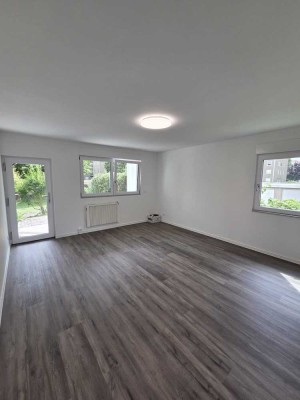 Helle 2-Zimmer Erdgeschosswohnung mit Balkon in Heppenheim