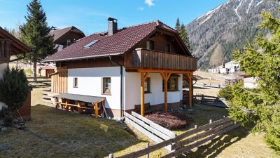 Top saniertes Wohnhaus fußläufig zu Talstation Ankogelbahn und Seebachtal mit separatem Baugrund