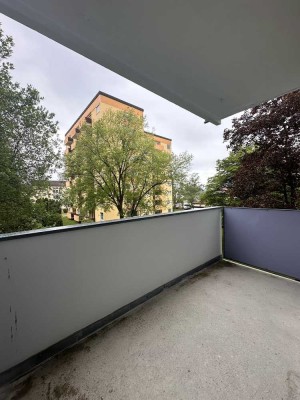 Charmante 3-Zi.-Whg. Mit Balkon in Ottobrunn