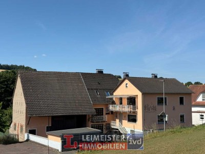 3-FAMILIENHAUS, EINFAMILIENHAUS, SCHEUNE, GARAGE, HOF UND 7000m2 KOPPEL - nicht nur für Pferdefans