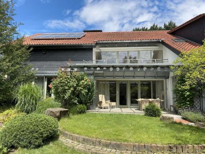 Exklusive 4-Zimmerwohnung mit Poolnutzung und Südwestbalkon in begehrter Lage von BS-Querum!