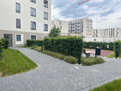Heiligkreuzviertel: Dreizimmerwohnung mit EBK, Balkon und Stellplatz
