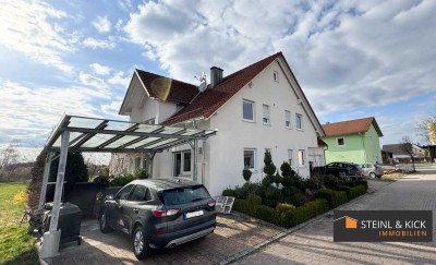 Wohnhaus mit Doppelgarage Carport Einliegerwohnung