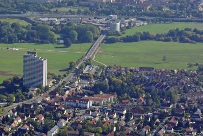 Vollständig Renovierte und sehr helle Wohnung mit wunderbarem Balkon