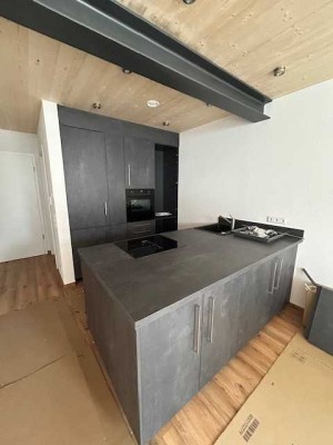 Stilvolle 4-Raum-Wohnung mit gehobener Innenausstattung mit EBK in Mietersheim