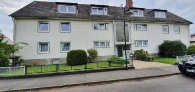 Ansprechende 3-Raum-Dachgeschosswohnung mit EBK und Balkon in Rösrath