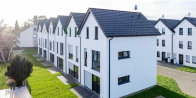 Modernes Reihenmittelhaus in Wolfsburg-Vorsfelde – KFW 40 QNG – Bezugsfertig!