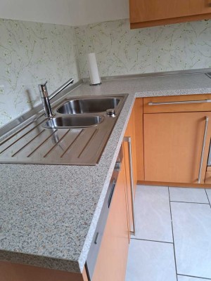 Wir haben Ihr Zuhause! Gepflegte 2,5-Zimmer Wohnung in zentraler Lage!