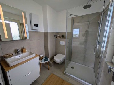 Großzügige 4-Zimmer-Wohnung mit Einbauküche in Toplage in Duisburg-Neudorf (ohne Provision)