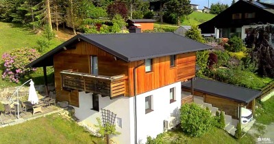 Freizeitwohnsitz! Schönes Ferienhaus mit herrlicher Aussicht, liebevoll saniert am Rainsberg in Reichenfels