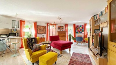 Stilvoll wohnen mit Loggia 
Lichtdurchflutete 3,5-Zimmer-Wohnung im 1. OG