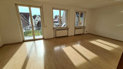 Lichtdurchflutete 4-Zimmer Wohnung in Frensdorf