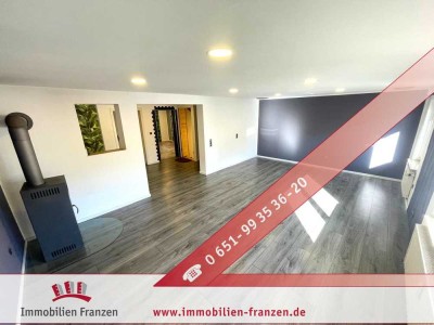 Waldweiler: Renditeobjekt mit über 10% ! Zwei renovierte Wohneinheiten mit Garage, Carport, Obstwies