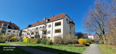Schöne kleine Dreizimmerwohnung zum Wohlfühlen!